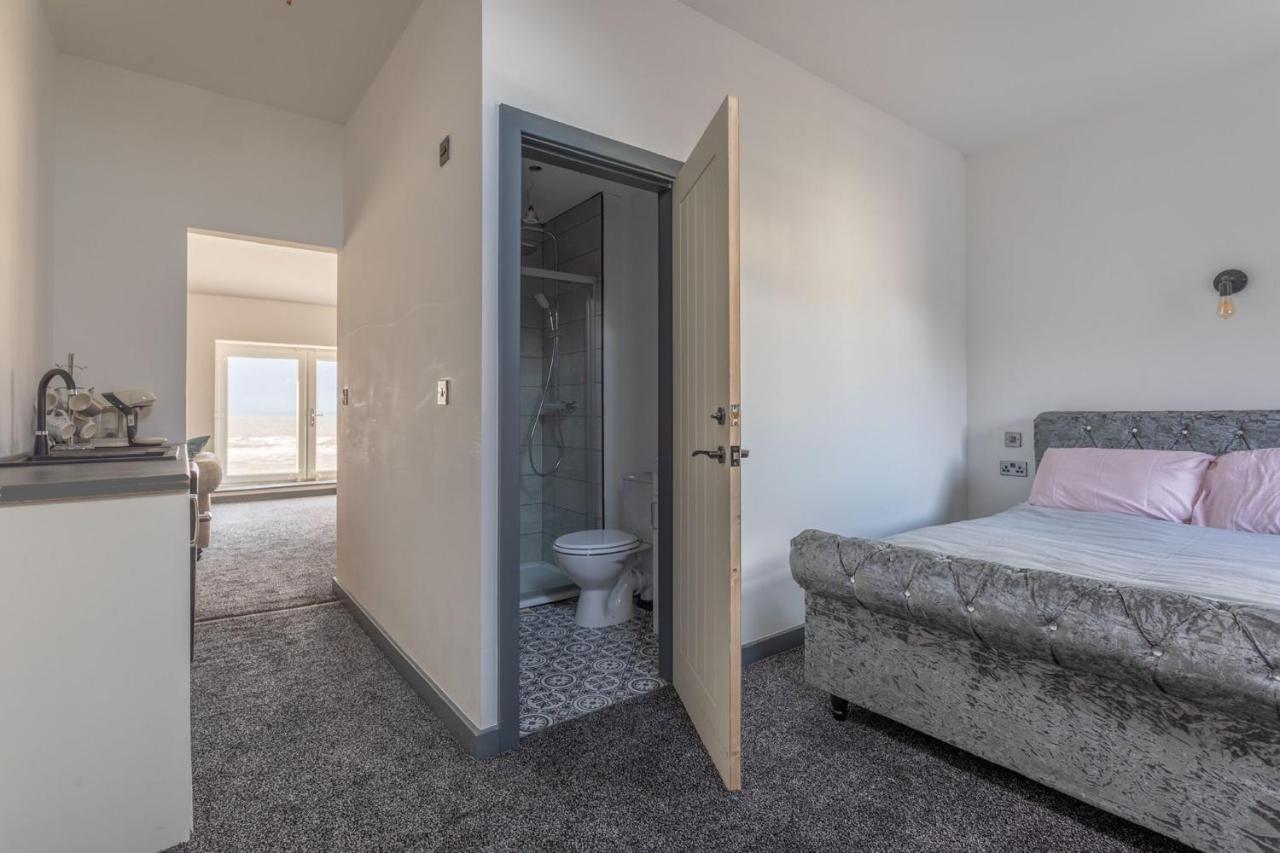 Residency Luxury Seafront Hotel Blackpool Dış mekan fotoğraf